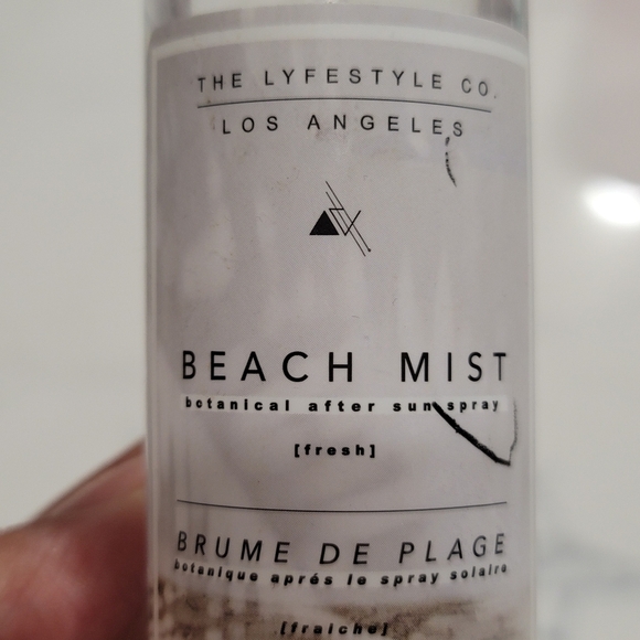 Beauty Bundle set of 4, 2 sprays and 2 creams - Picture 3 of 17